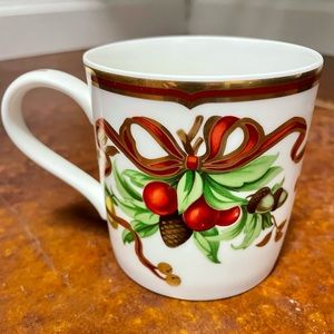 Tiffany & Co. Holiday Collection Christmas Ribbon Mug, Perfect Condition!